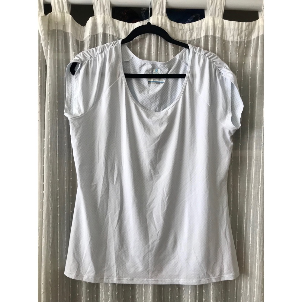 Columbia Women’s PFG Zero Short Sleeved Shirt